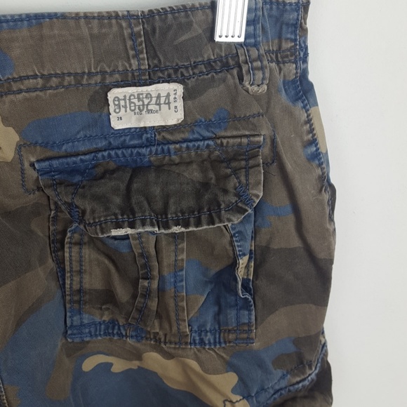 The Children's Place Camo Shorts - Picture 4 of 7